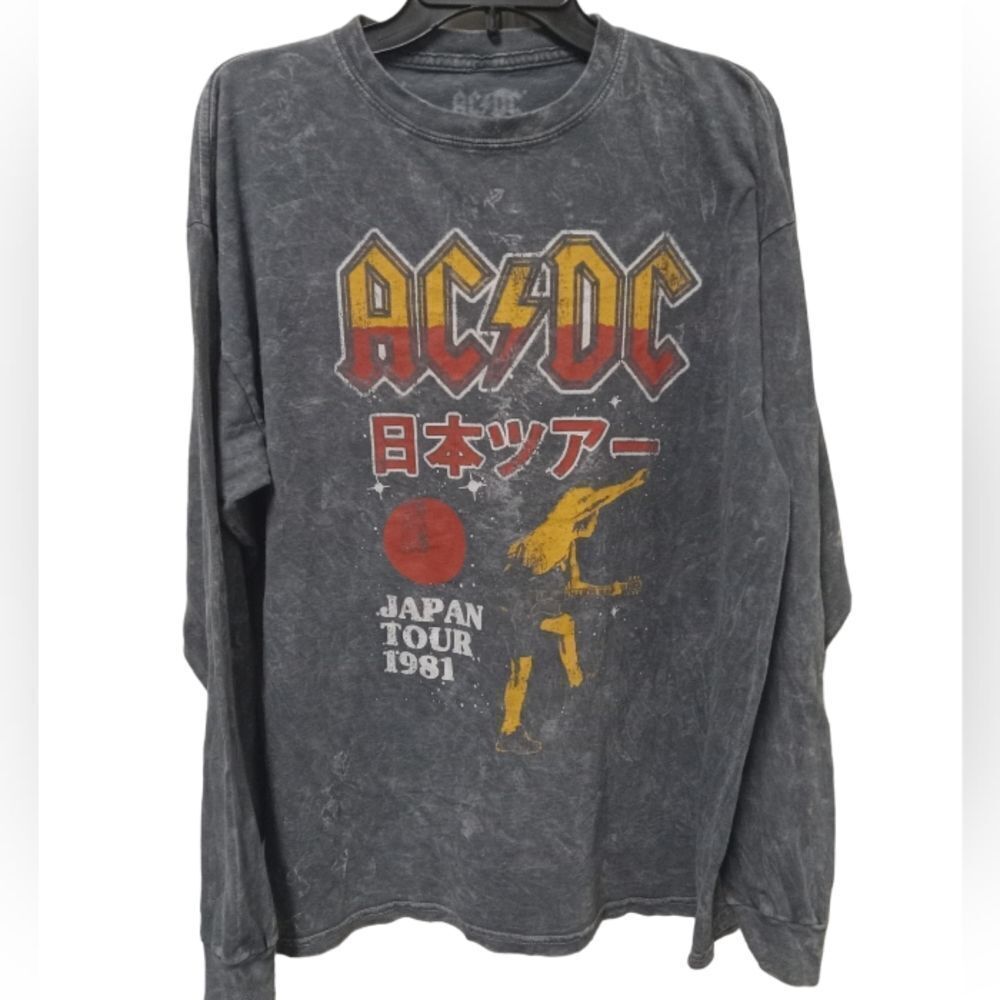 Ac/DC Japan 🇯🇵 tour 1981 long sleeve tee